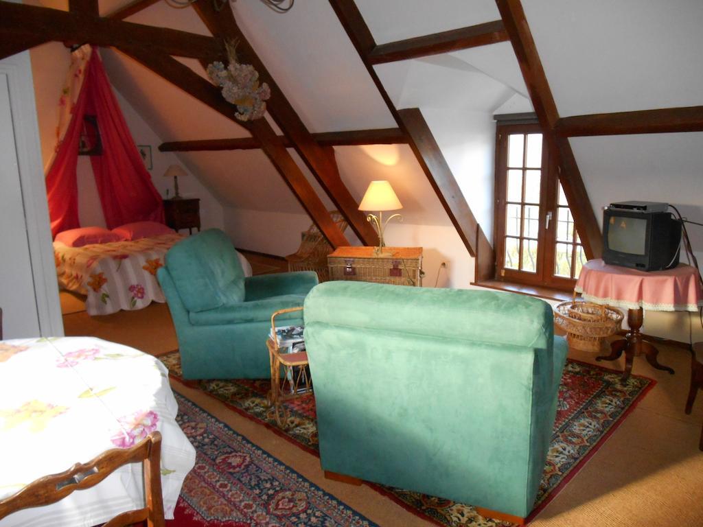 Chambres D'Hotes "La Grand' Maison" Escalles Rum bild